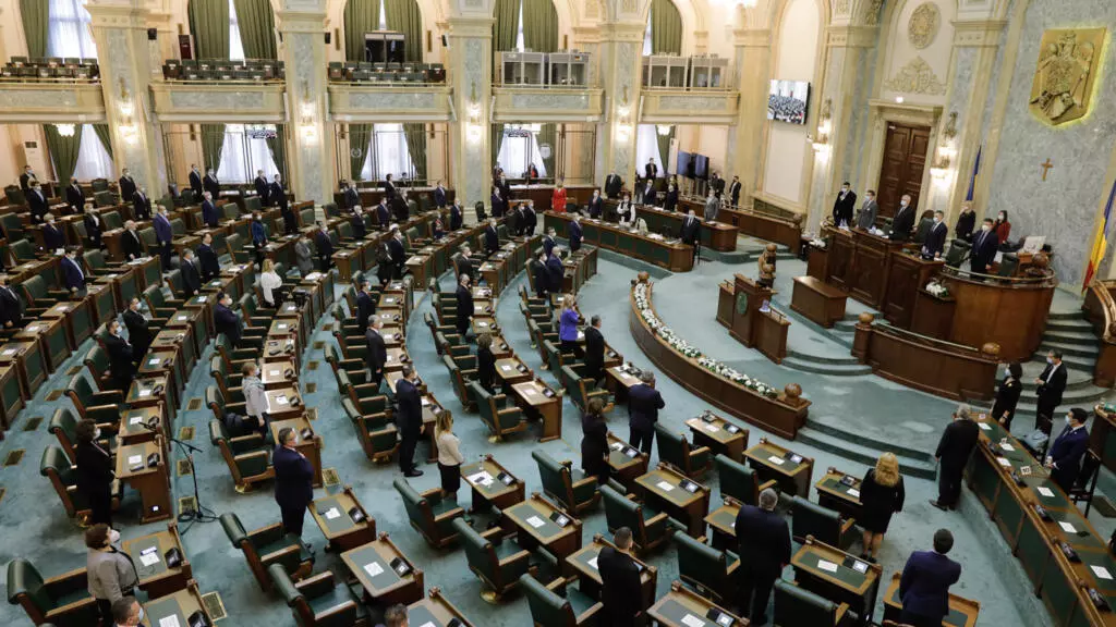 Eșec în Senat pentru proiectul SOS-POT-AUR care abrogă legile antilegionarism: urmează votul în Camera Deputaților